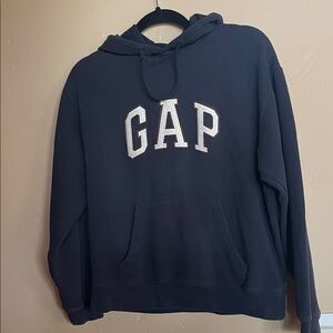 GAP Dark Blue Logo Hoodie. PTP 22”, L 22.5”sleeve 22”. L Warm flannel inside.SzS